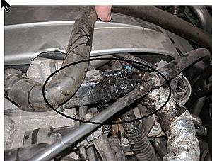 2008 DTS Vacuum Problem-egr-vacuum.jpg