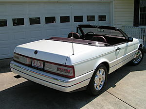 For sale: 1991 cadillac allante-19,900 miles-pict0027.jpg